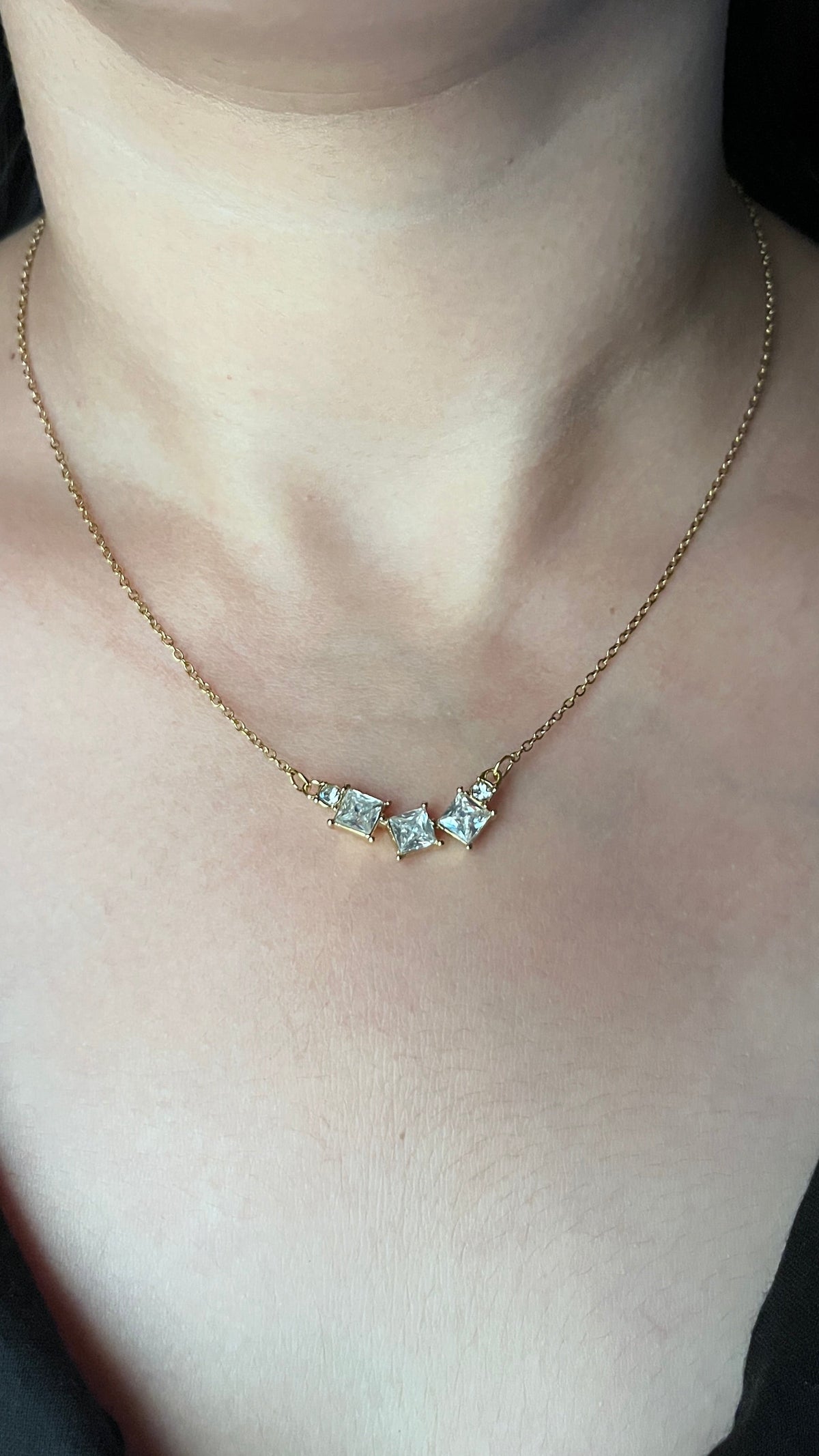 Three diamond stone Necklace
