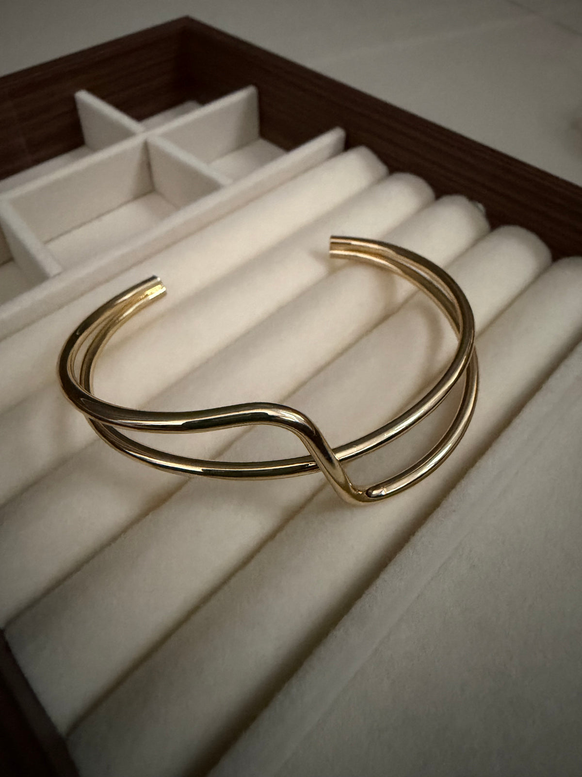 Twist & weave cuff(Adjustable)