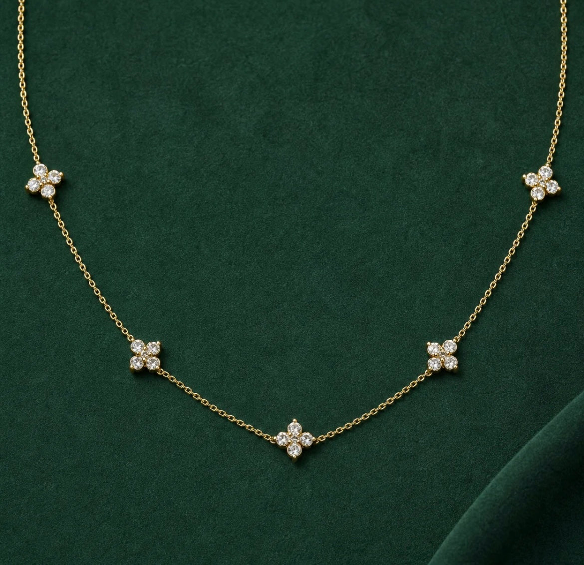 Crystal Clover Flower Necklace
